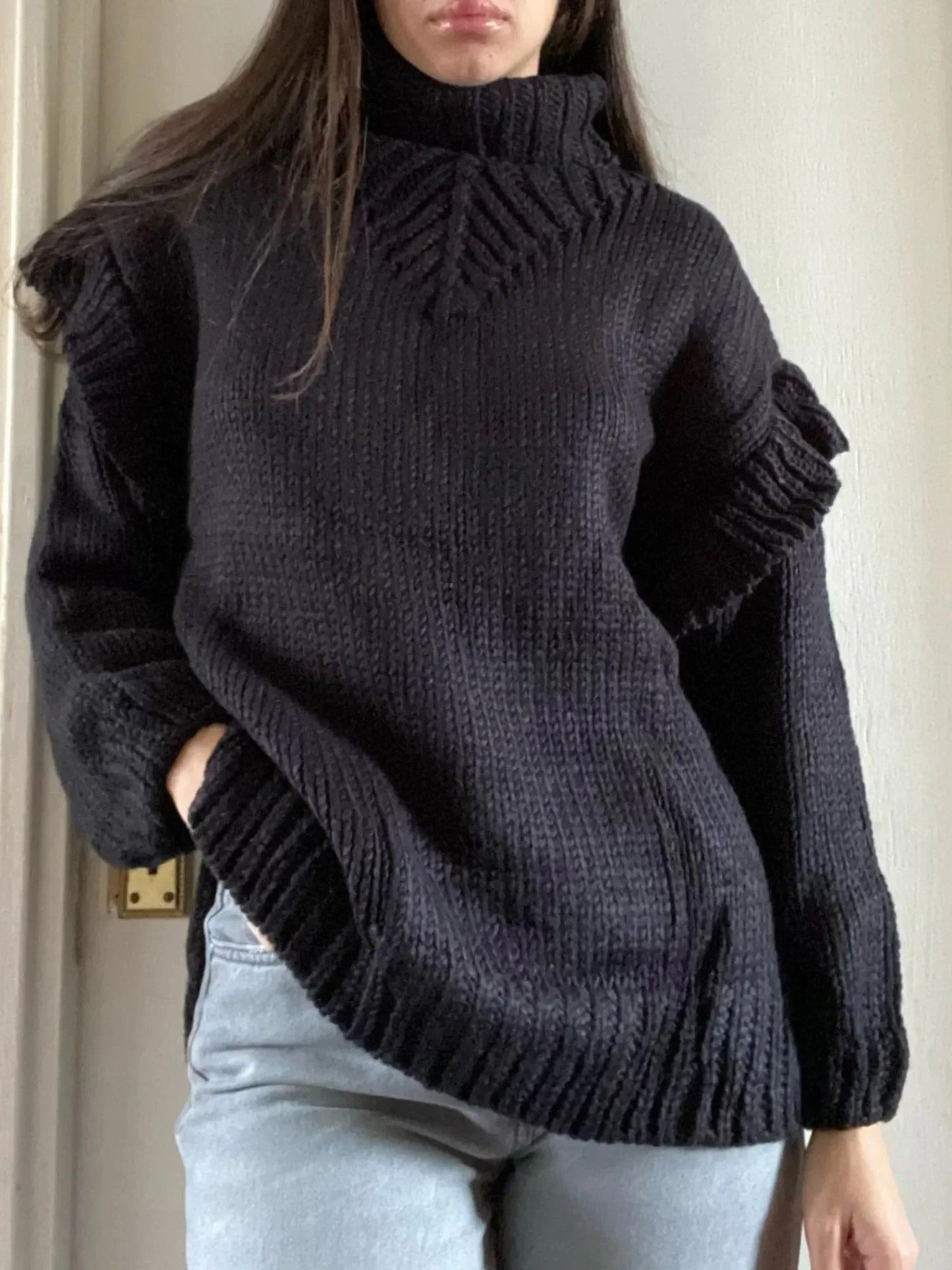 Stella - Casual knitted sweater with a half-length collar