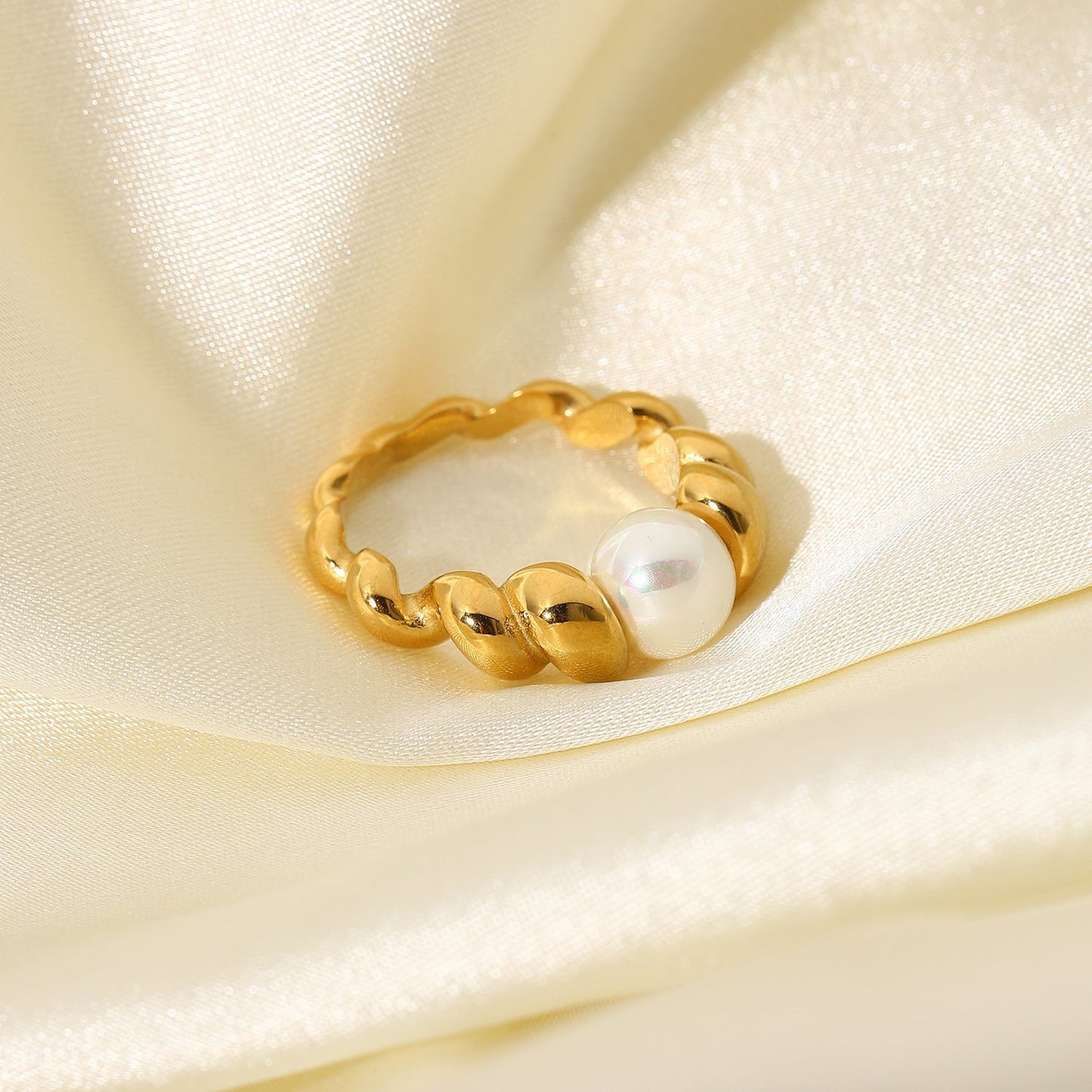 Oceana Pearl Ring