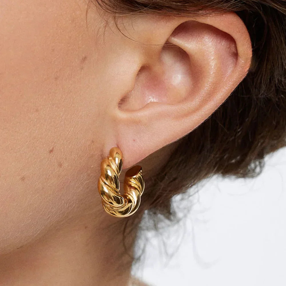 Alyssa Hoop Earrings