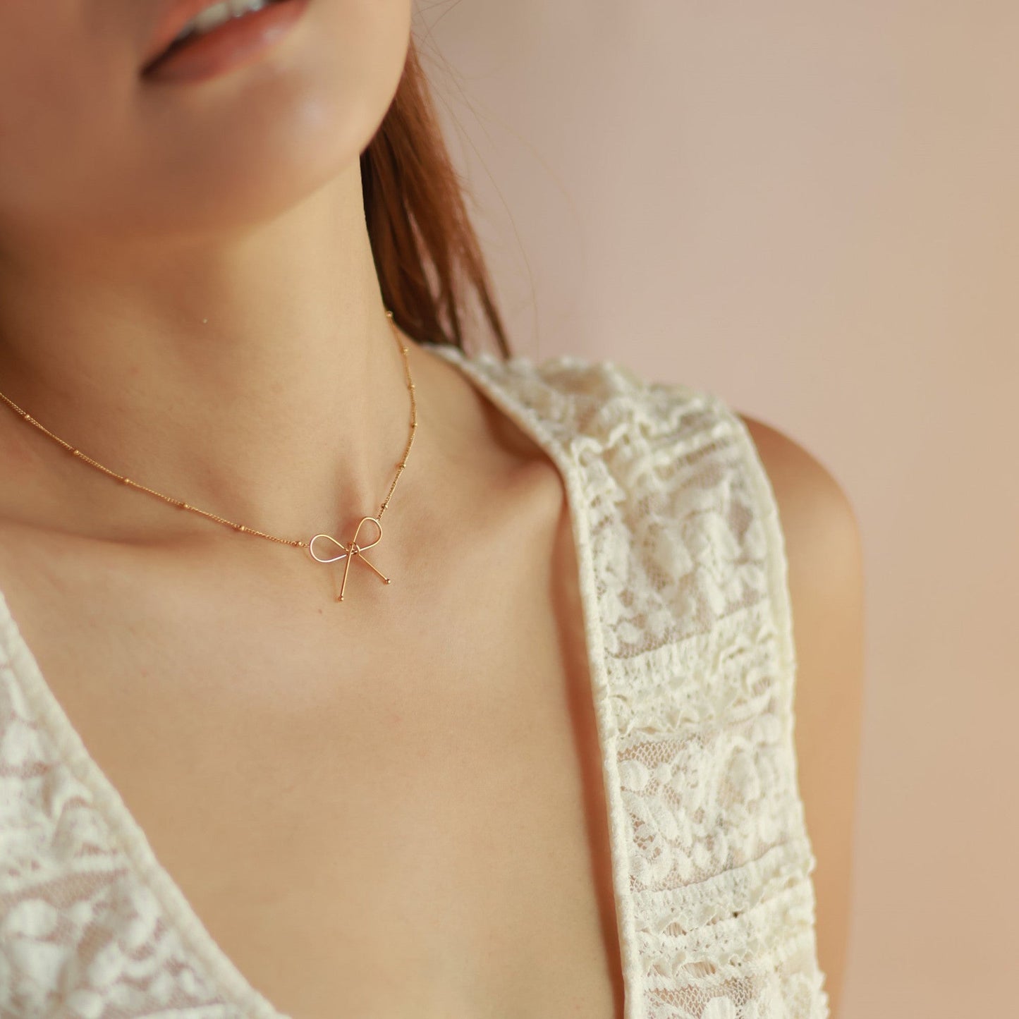 Dainty Bow Necklace