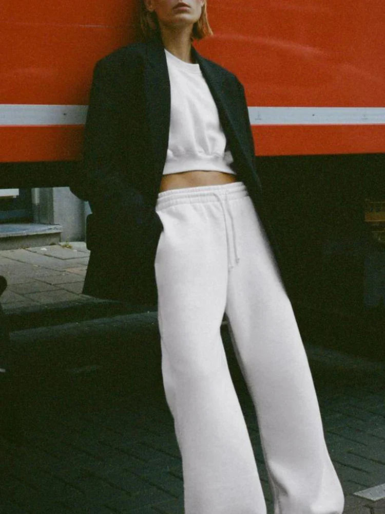Merel | Two-Piece Crop Top Comfort Set