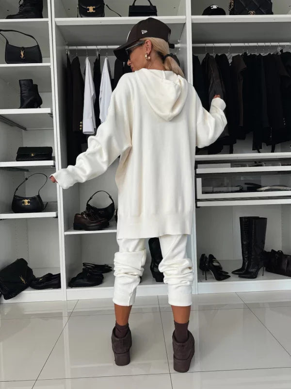 Evana | Two-Piece Women's Set with Long Sleeves, Hood, and Round Neckline