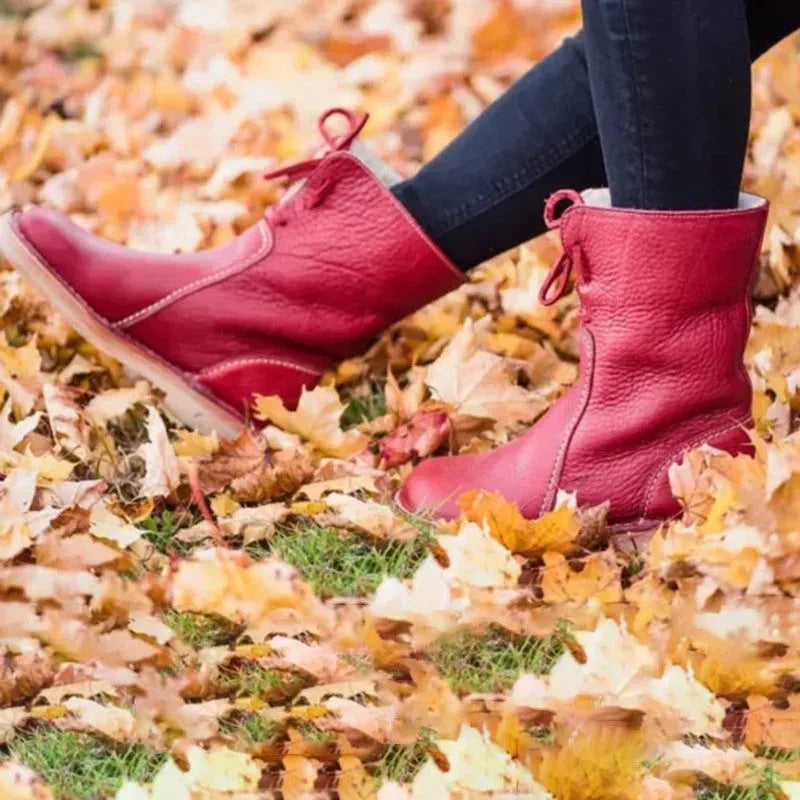 Charlot™ | Leather boots with wool lining