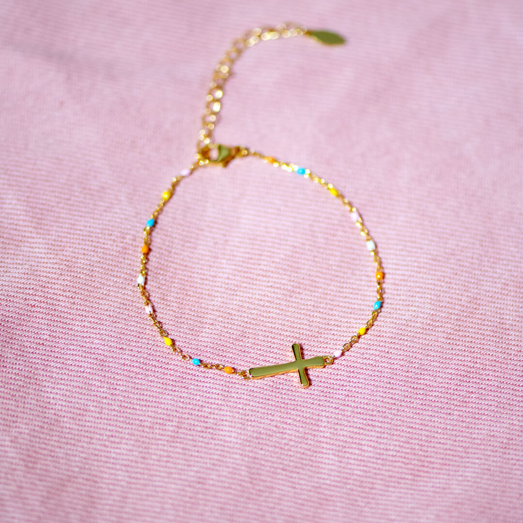 "Pray Through It" Cross Bracelet