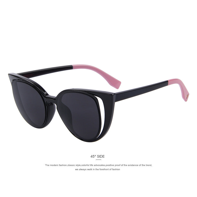 Gafas de sol retro perforadas