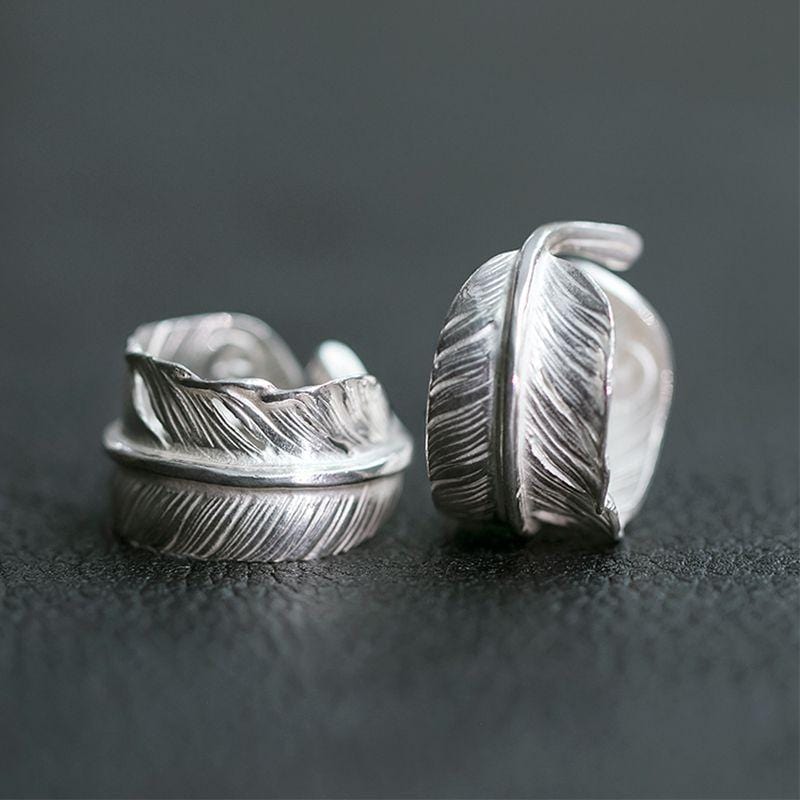 HANDMADE FEATHER SILVER RING