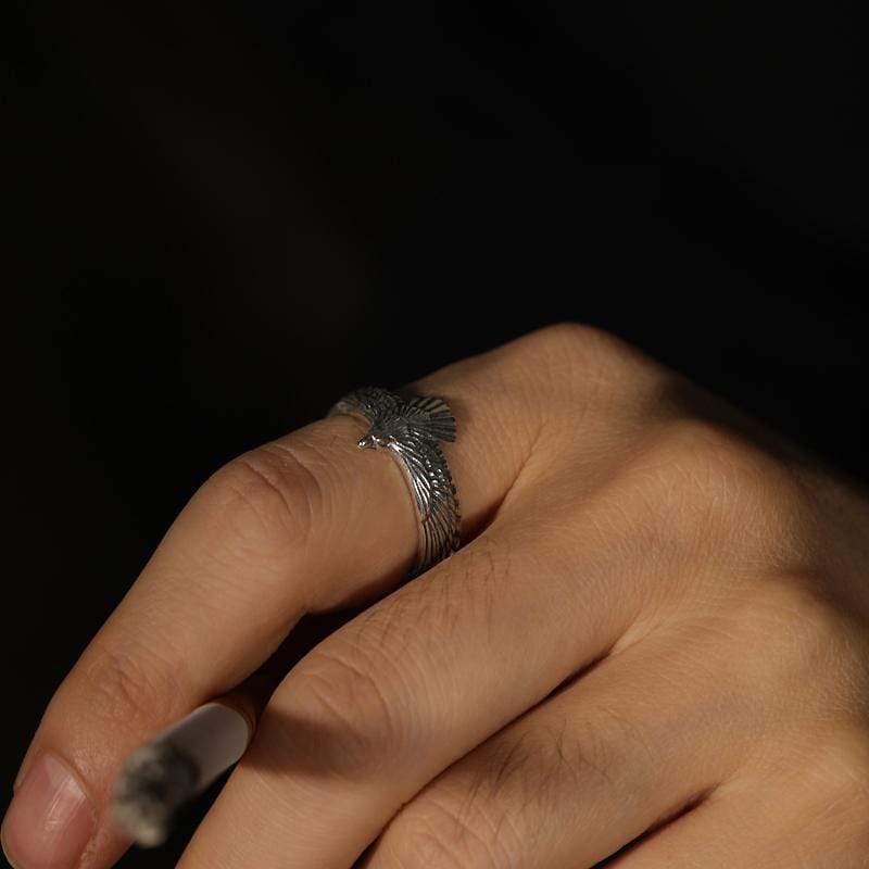 RETRO EAGLE SILVER RING