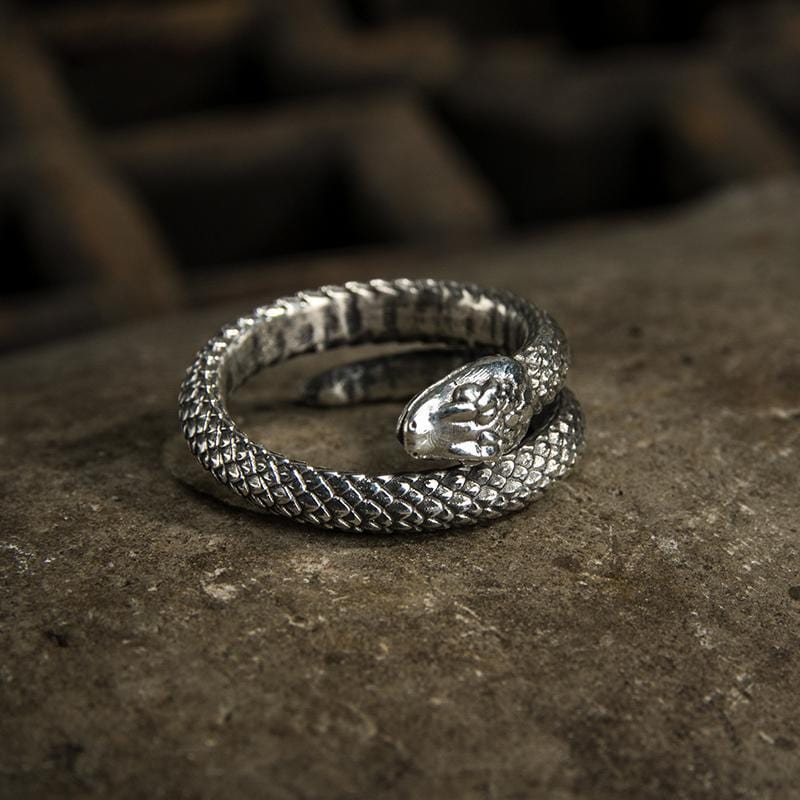 VINTAGE SNAKE SILVER RING
