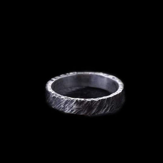 FORGING SILVER PLAIN RING