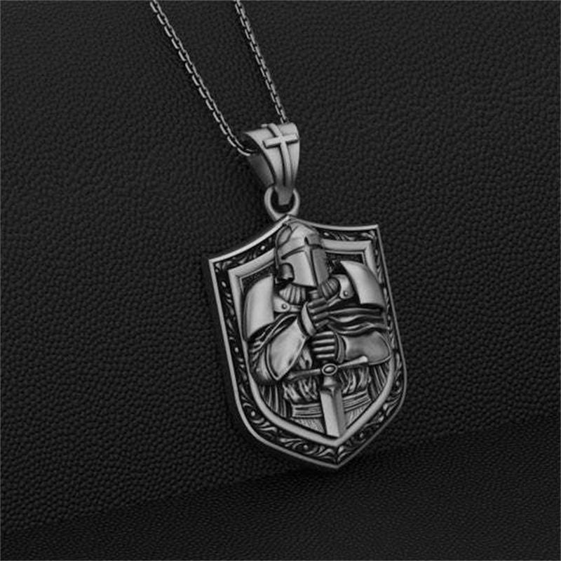 CRUSADER CHRISTIAN TEMPLAR KNIGHT PENDANT