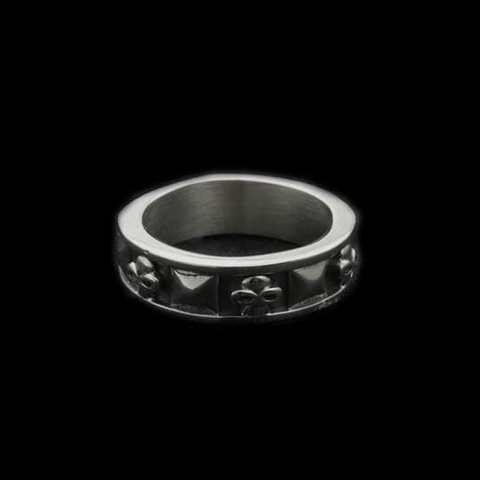 PUNK SKULL STAINLESS STEEL RING