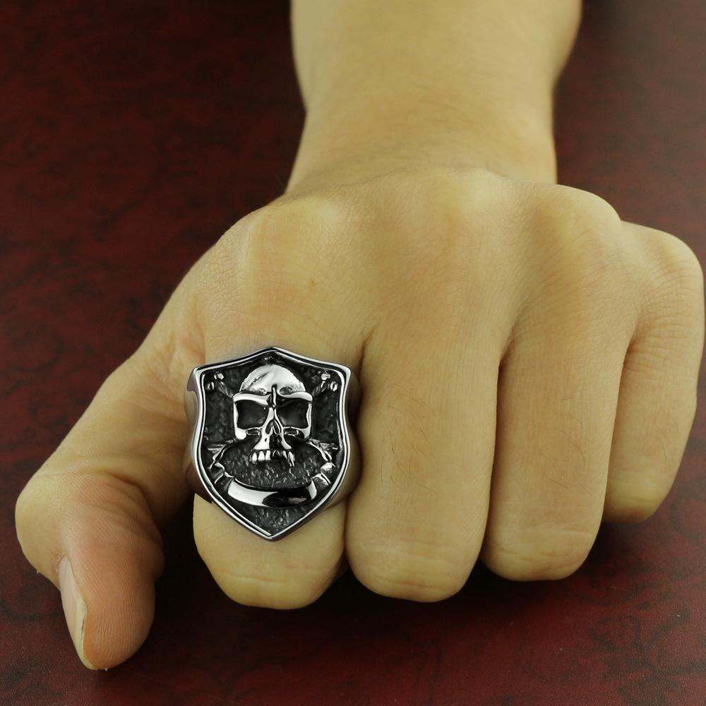 RETRO SKULL STAINLESS STEEL RING