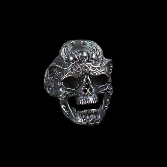 RUBY & SAPPHIRE EYE STAINLESS STEEL SKULL RING