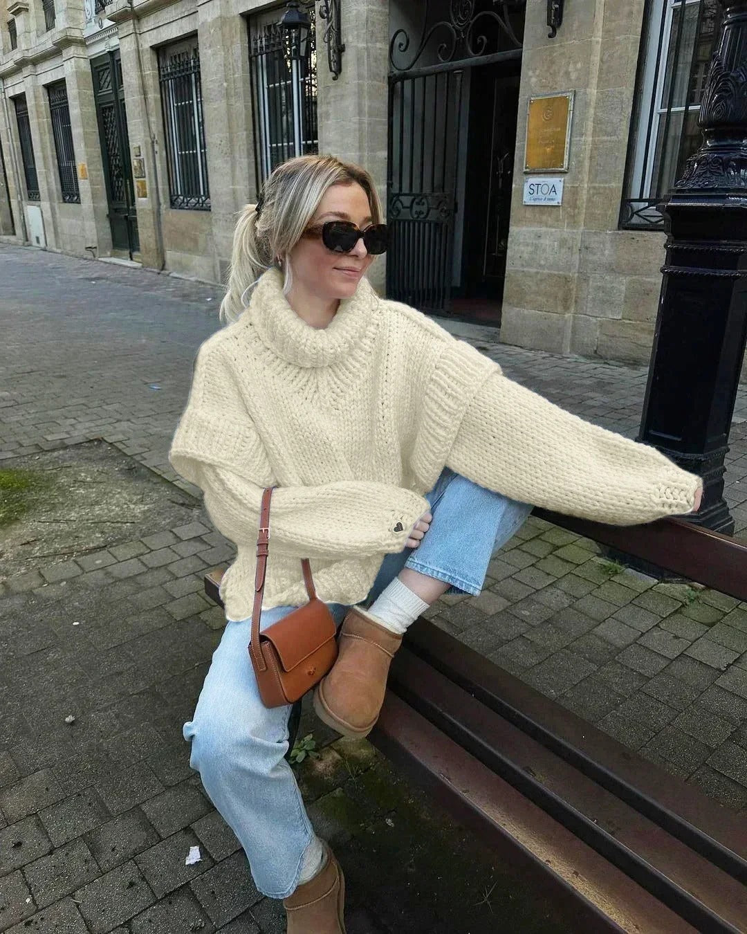 Stella - Casual knitted sweater with a half-length collar