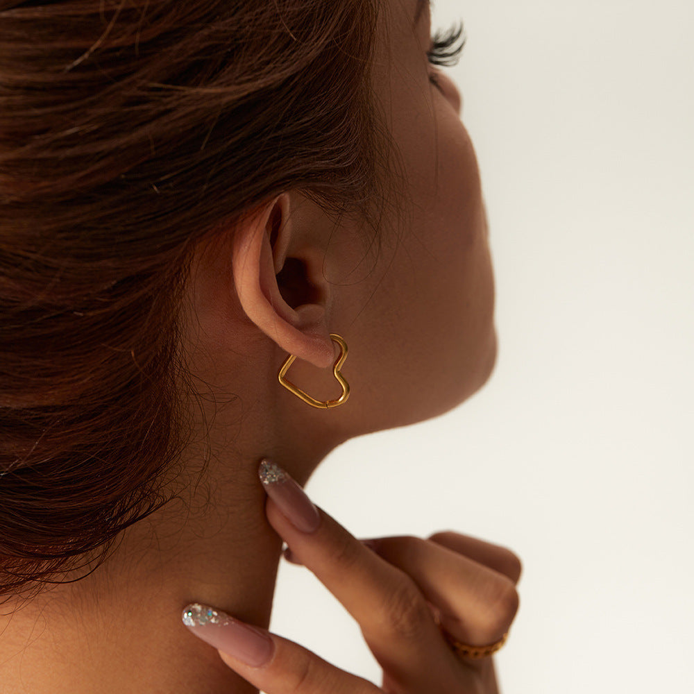 Heart Contour Earrings