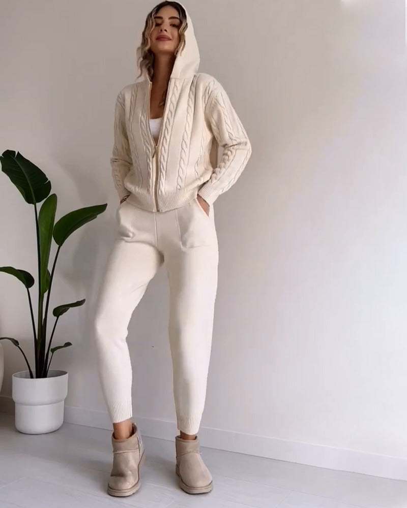 ANIA | TWO-PIECE SET MADE OF TWISTED JACQUARD