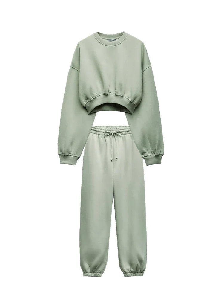 Merel | Two-Piece Crop Top Comfort Set