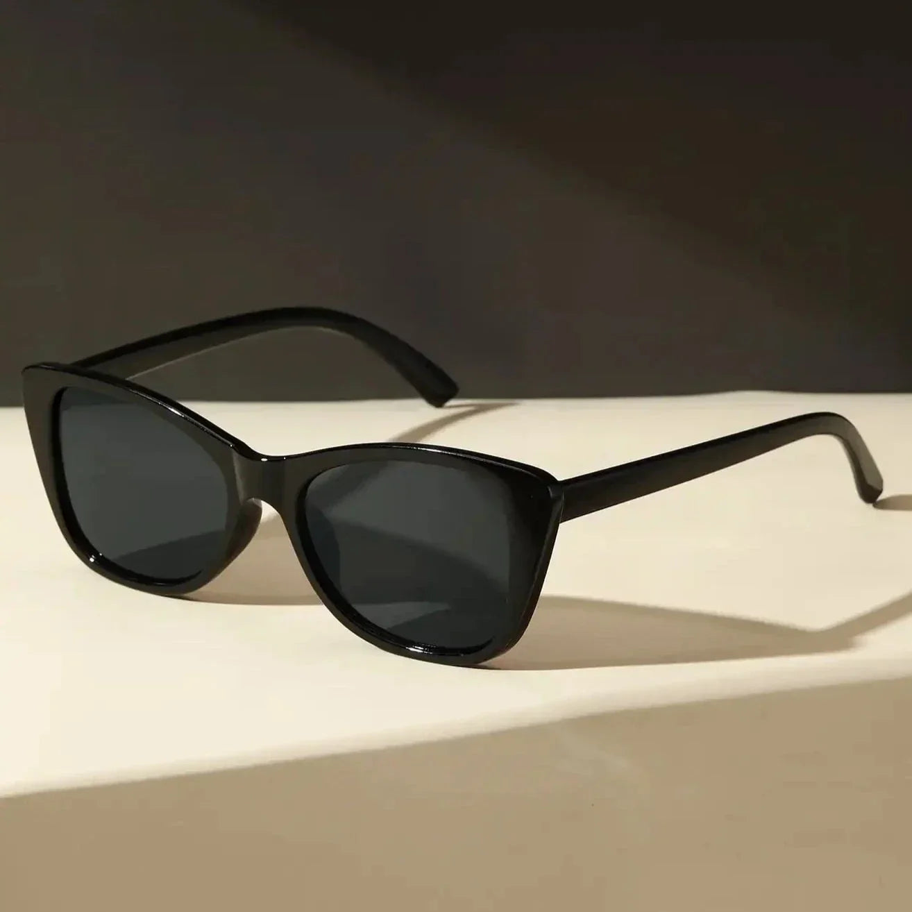 Jess Blossom Zonnebril - Rubor / Elegante - UV Bescherming