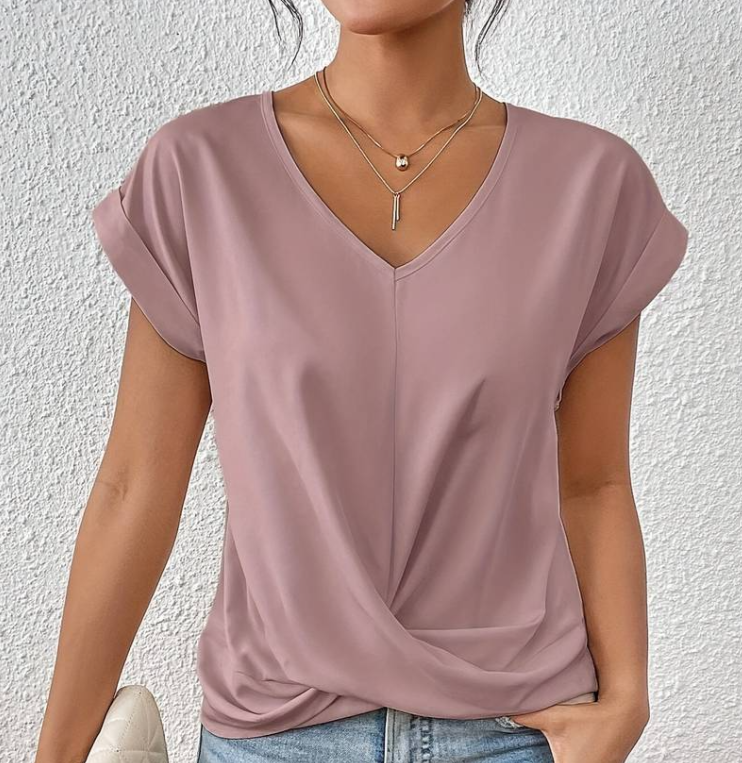 CHARLOTTE - The v-neck top