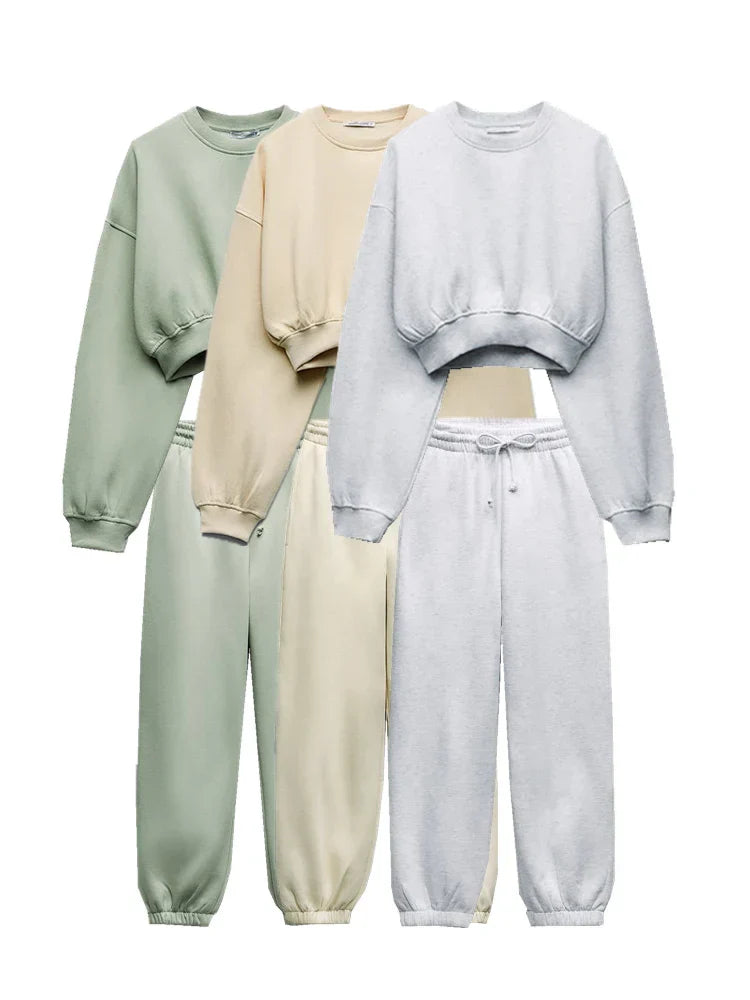 Merel | Two-Piece Crop Top Comfort Set