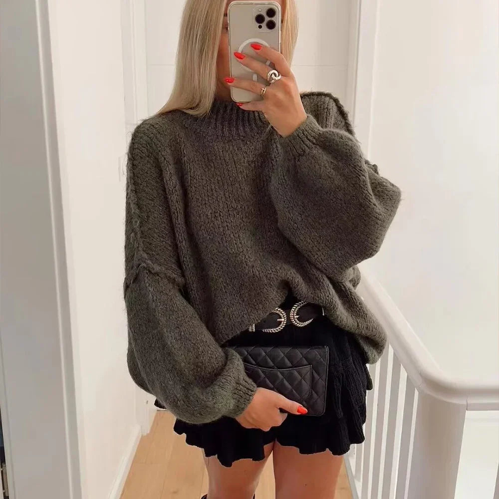 Stella - Casual knitted sweater with a half-length collar