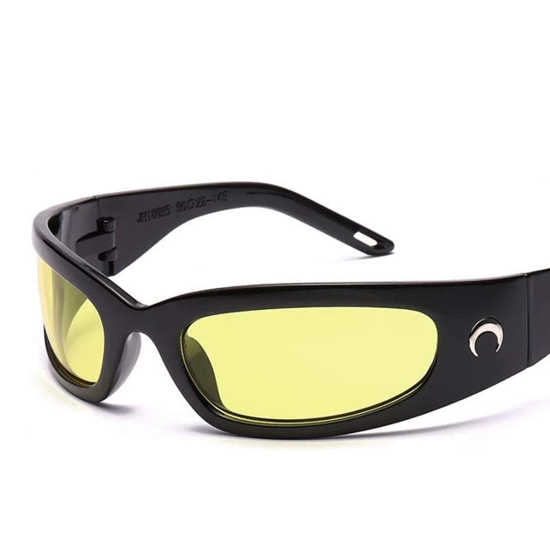 Sporty Goggle-Style