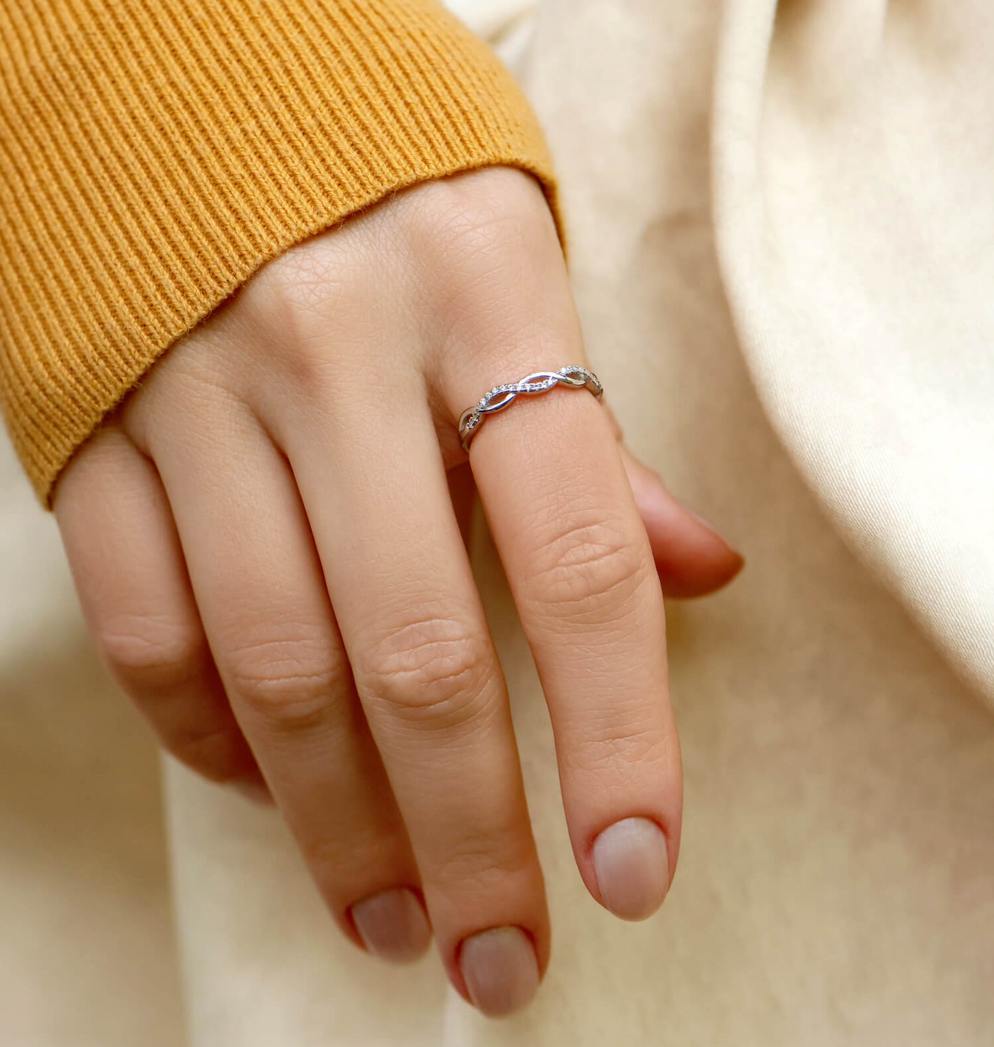 Highs and Lows Twist Ring