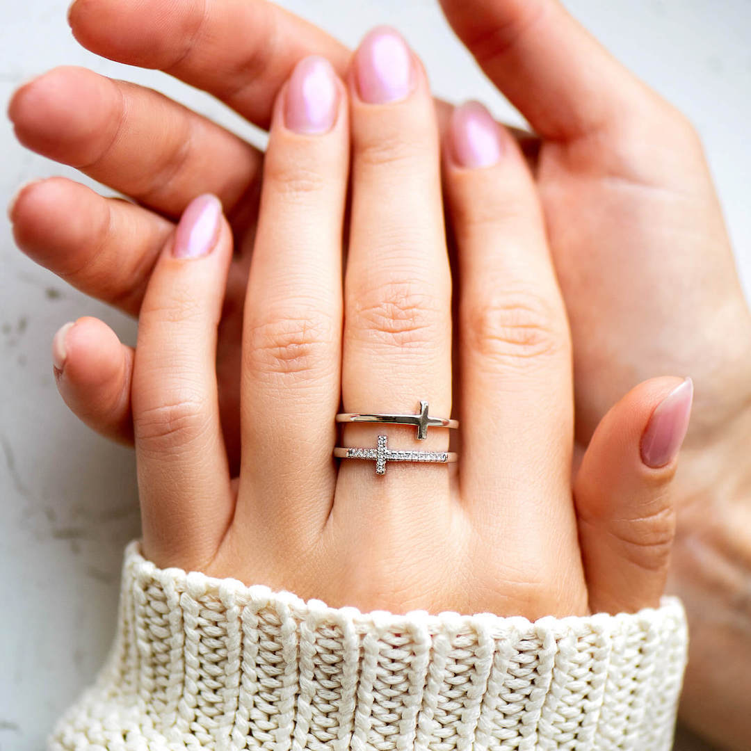 "Lean On God" Double Cross Ring