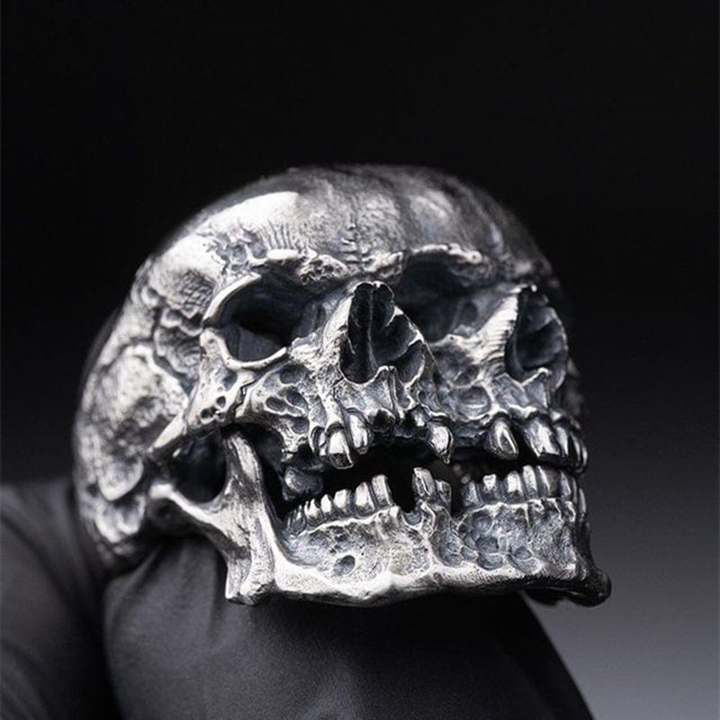 GOTHIC MENS SKULL STAINLESS STEEL RING