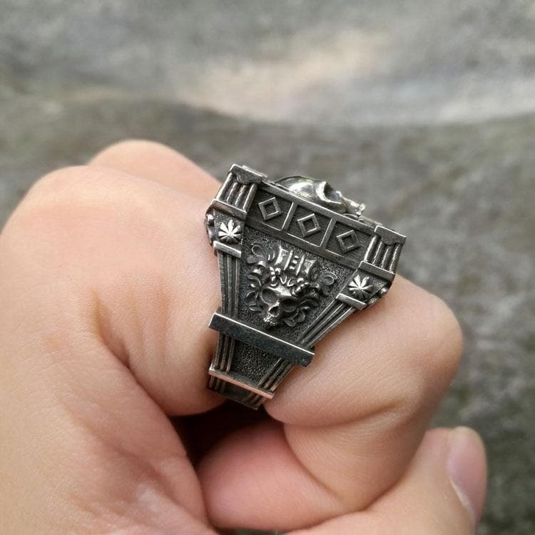 GOTHIC BIKER EDELSTAHL TOTENKOPFRING