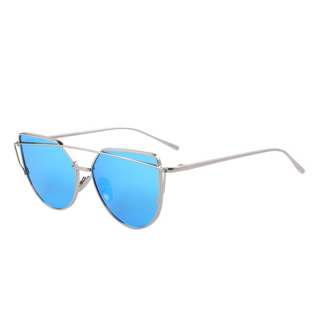 Cat-Eye-Sonnenbrille mit flachen Gläsern