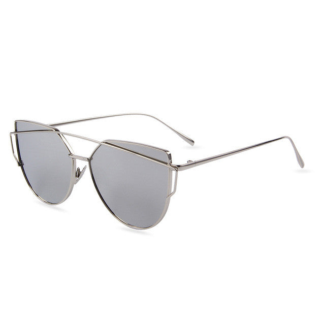 Cat-Eye-Sonnenbrille mit flachen Gläsern